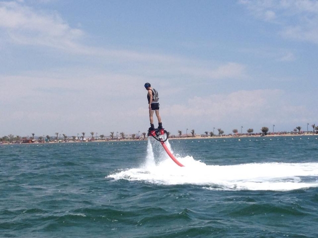 Probando el flyboard por primera vez